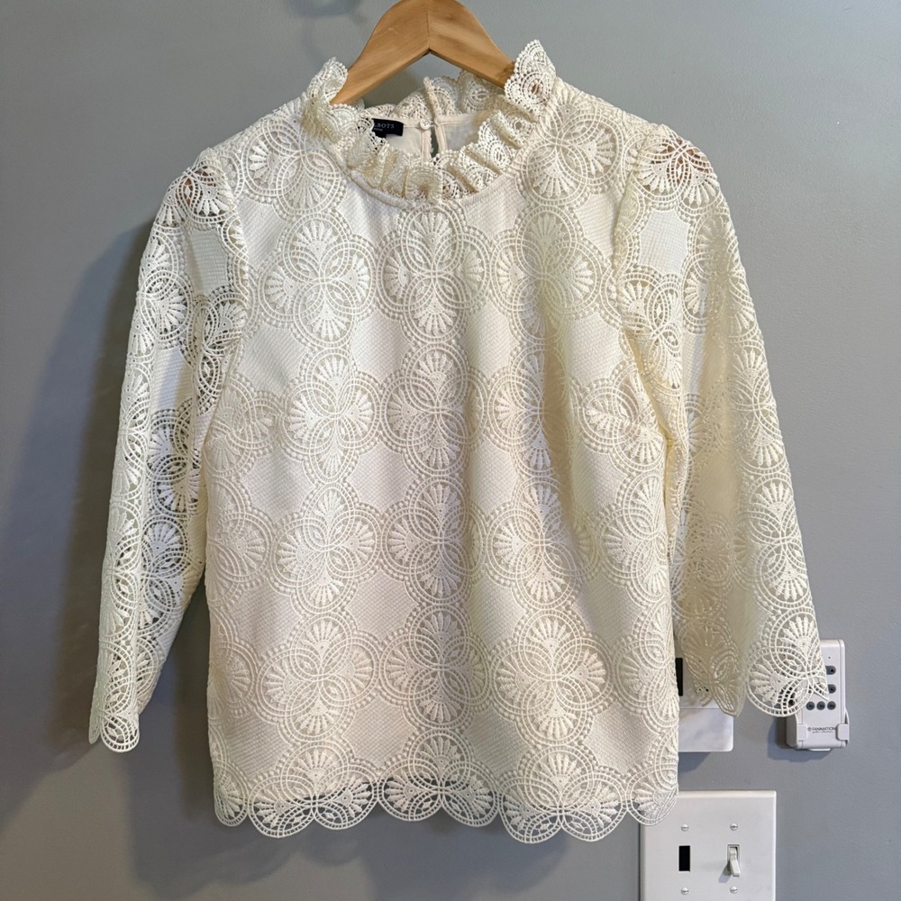 Talbots Blouse Women Small Petite Ivory Lace Ruffle Neck 3/4 Sleeve Scallop Hem